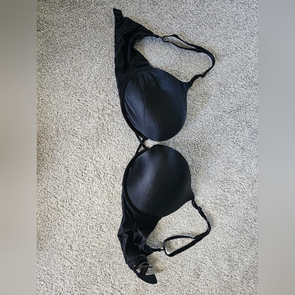 Victoria's Secret Bombshell Plunge bra